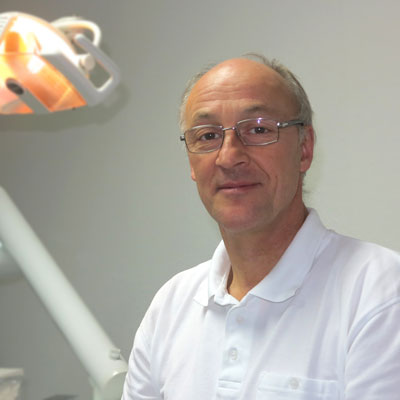 Zahnarzt Peter Hanrath